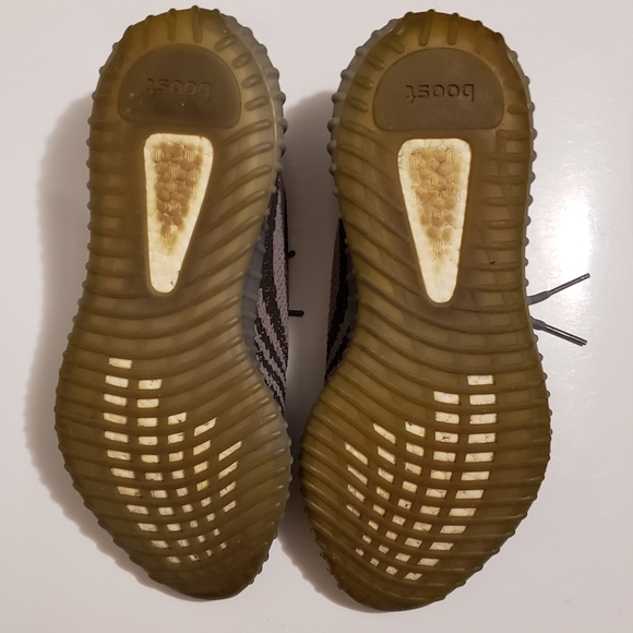 Yeezy Beluga V2 2.0 Adidas Boost 350 Size: 12 Box Included - Picture 9 of 11